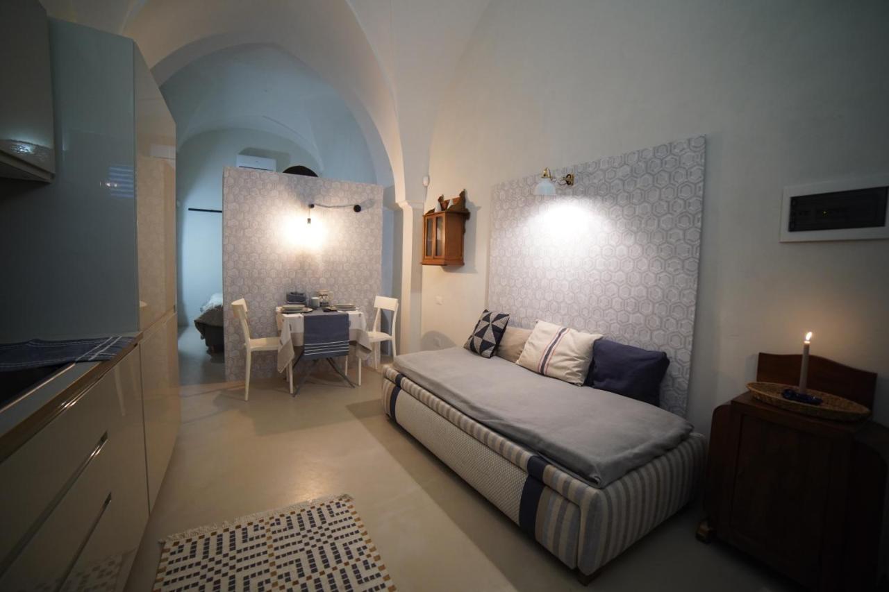 Mimar Casa Vacanze Charme Ed Eleganza Maruggio Bagian luar foto