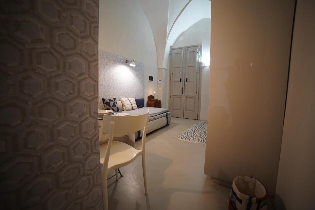 Mimar Casa Vacanze Charme Ed Eleganza Maruggio Bagian luar foto
