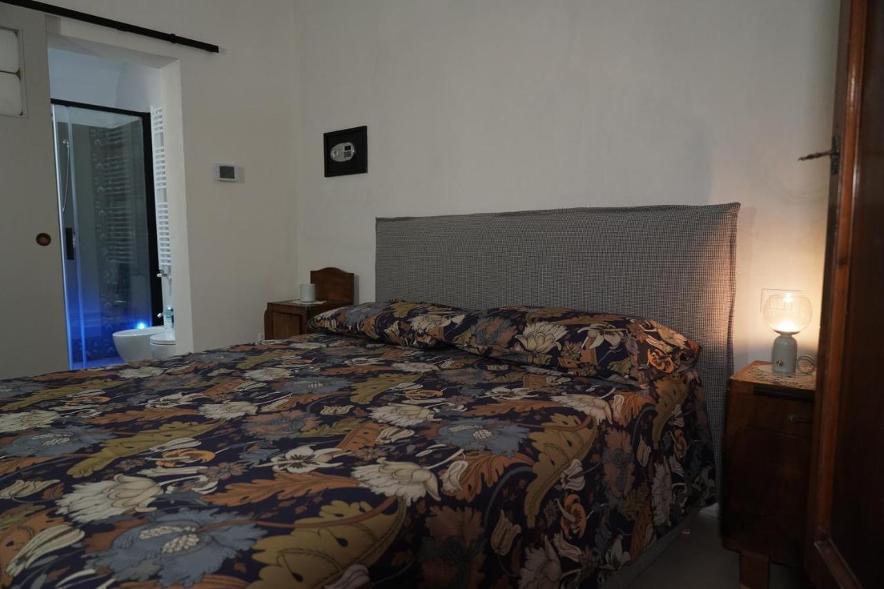 Mimar Casa Vacanze Charme Ed Eleganza Maruggio Bagian luar foto